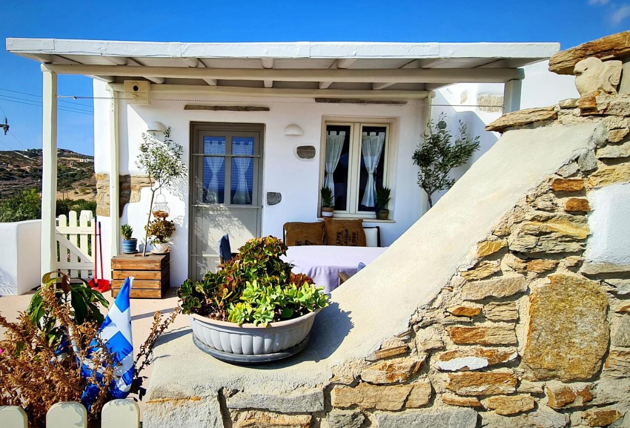 Holiday home Romantic Sunset Cycladic House In Sotires
