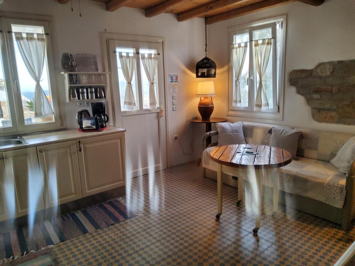 Romantic Sunset Cycladic House In Sotires Holiday home *